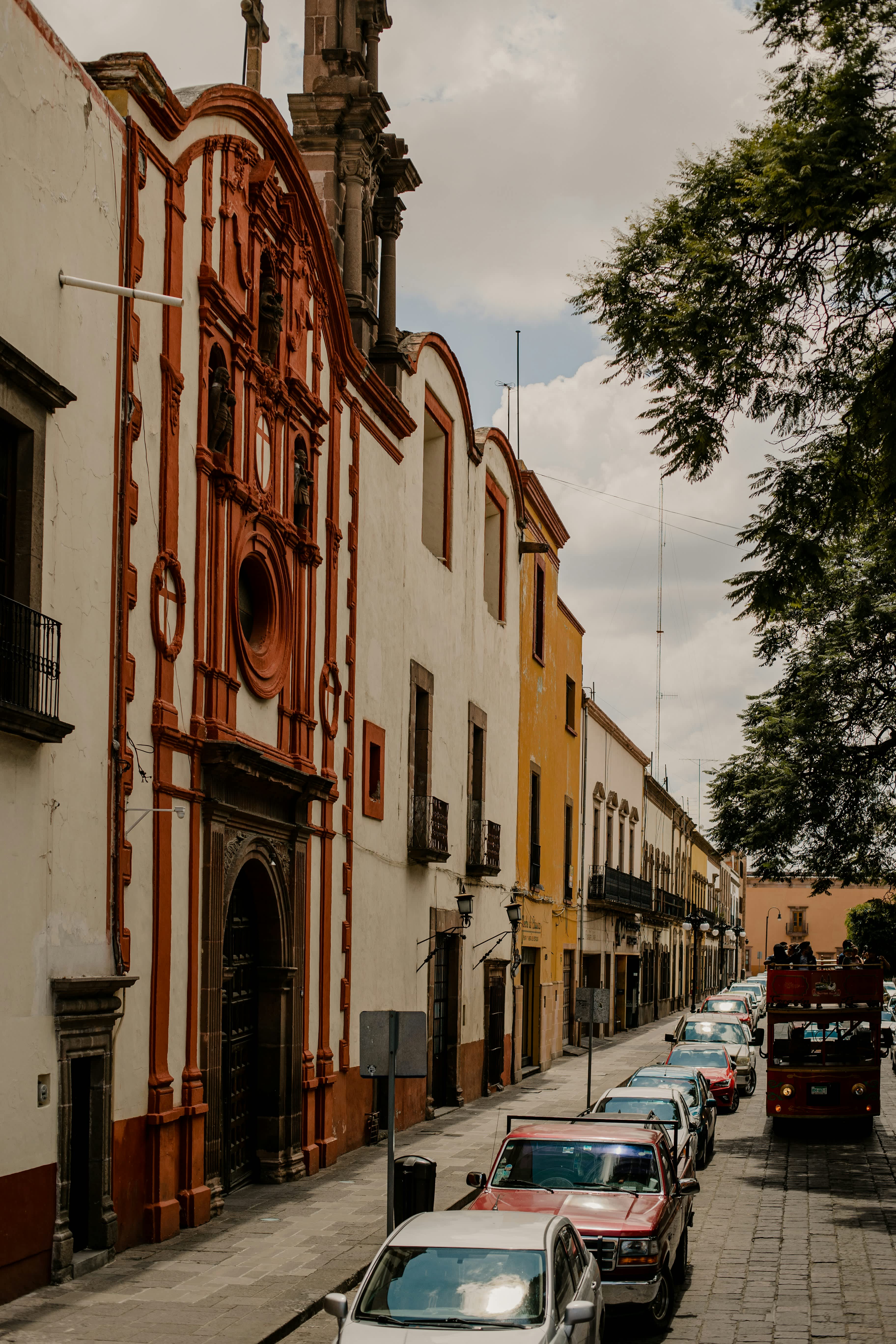 Photo by Stephanie Hernandez - Unsplash